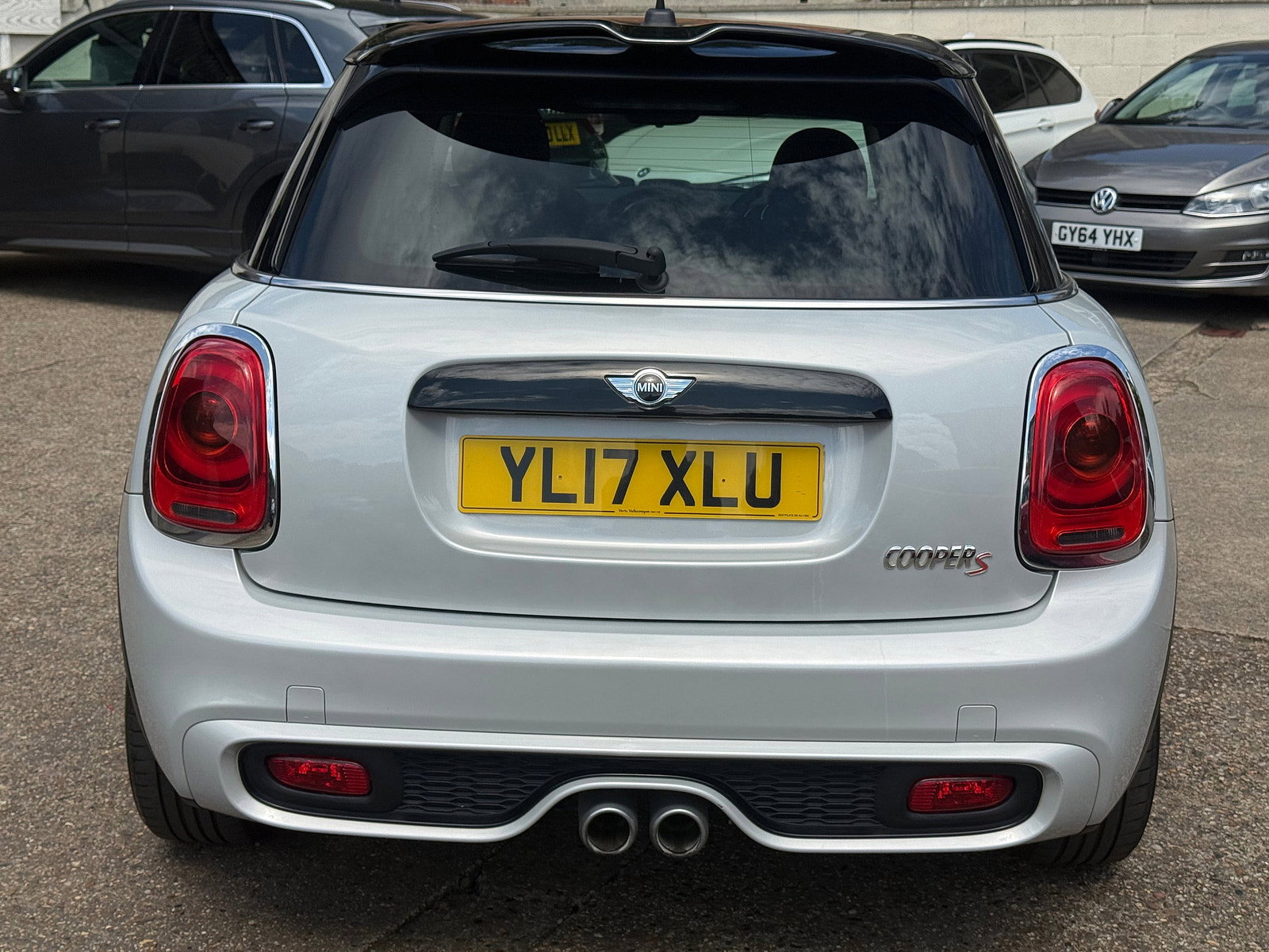 MINI Hatch 2.0 Cooper S Hatchback 5dr Petrol Manual Euro 6 (s/s) (192 ps) 5dr Manual 2017