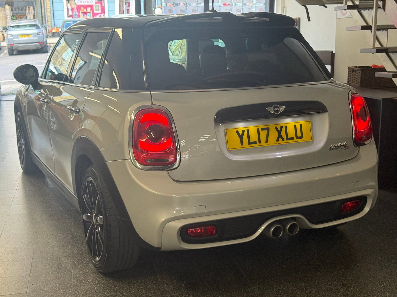 MINI Hatch 2.0 Cooper S Hatchback 5dr Petrol Manual Euro 6 (s/s) (192 ps) 5dr Manual 2017