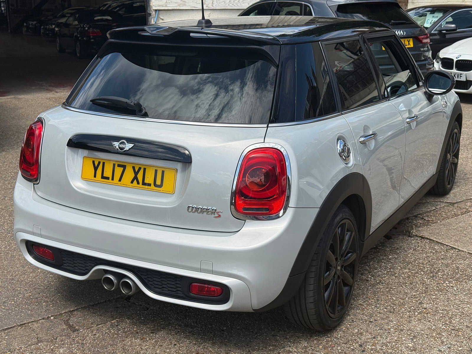 MINI Hatch 2.0 Cooper S Hatchback 5dr Petrol Manual Euro 6 (s/s) (192 ps) 5dr Manual 2017