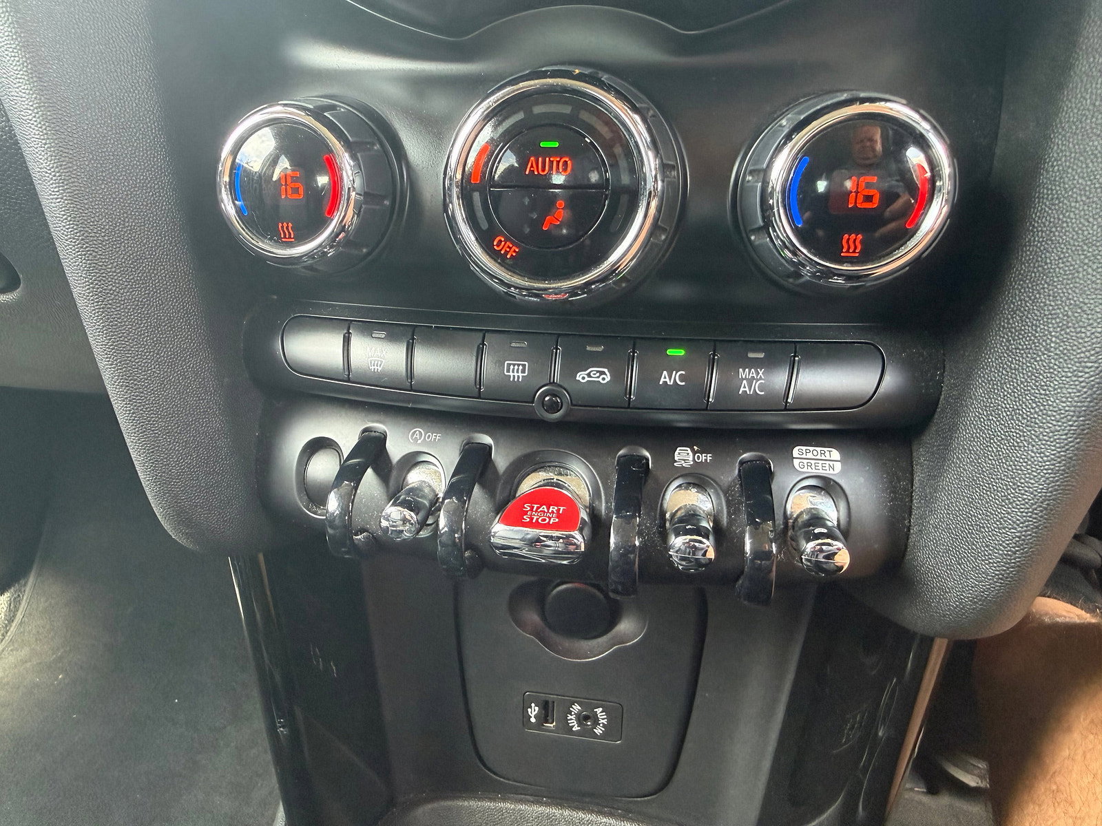 MINI Hatch 2.0 Cooper S Hatchback 5dr Petrol Manual Euro 6 (s/s) (192 ps) 5dr Manual 2017