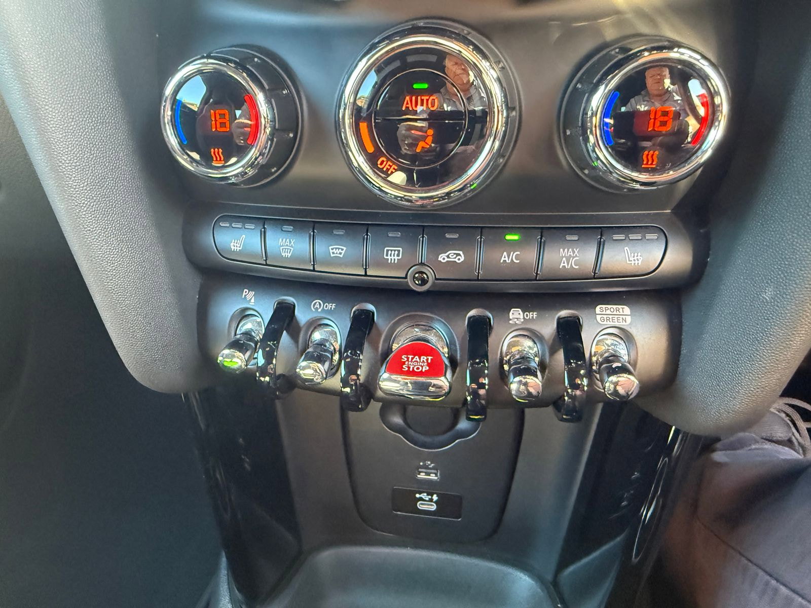 MINI Hatch 2.0 John Cooper Works Hatchback 3dr Petrol Steptronic Euro 6 (s/s) (231 ps) 3dr Automatic 2021