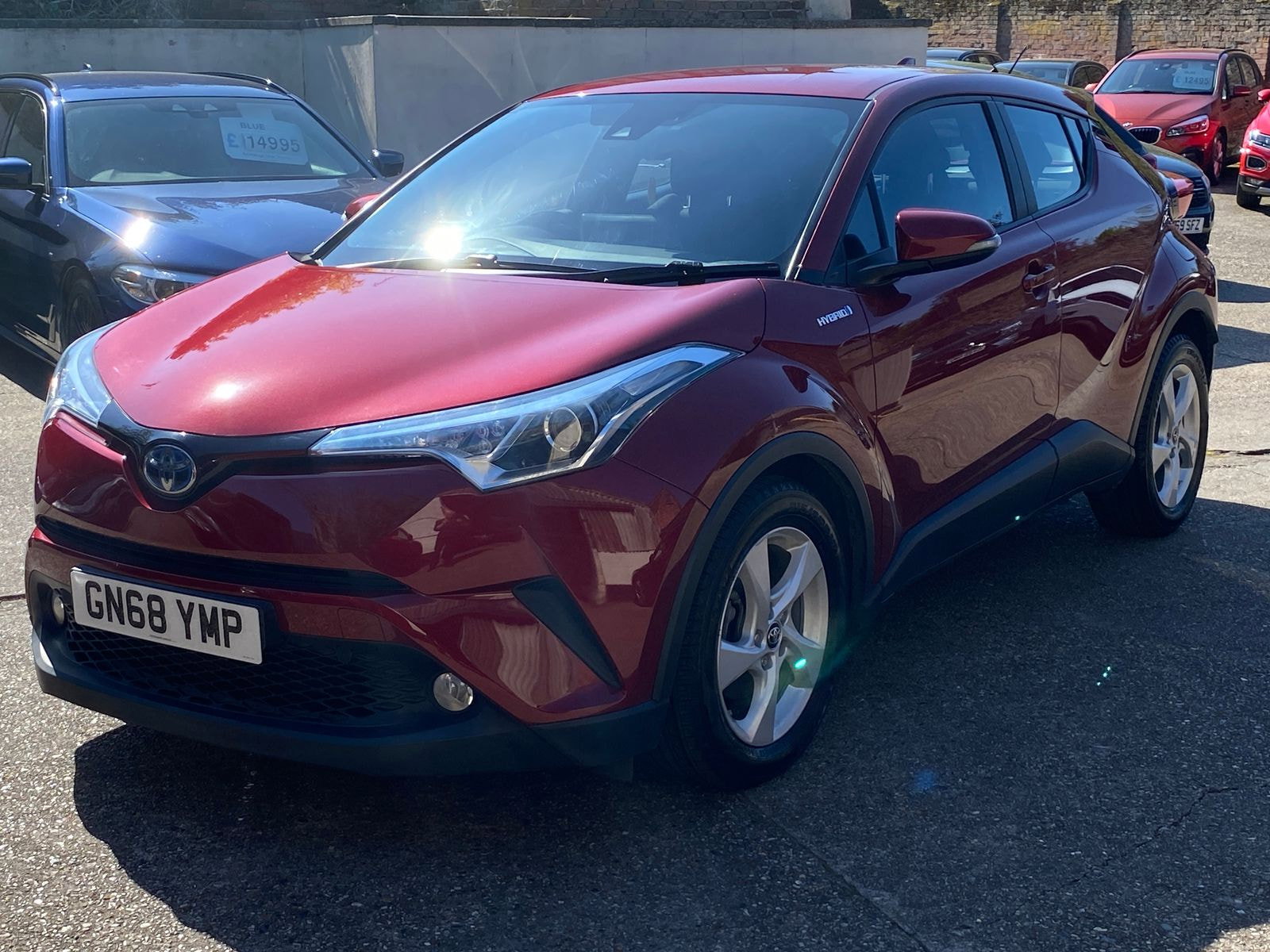 Toyota C-HR 1.8 VVT-h Icon SUV 5dr Petrol Hybrid CVT Euro 6 (s/s) (122 ps) 5dr Automatic 2018