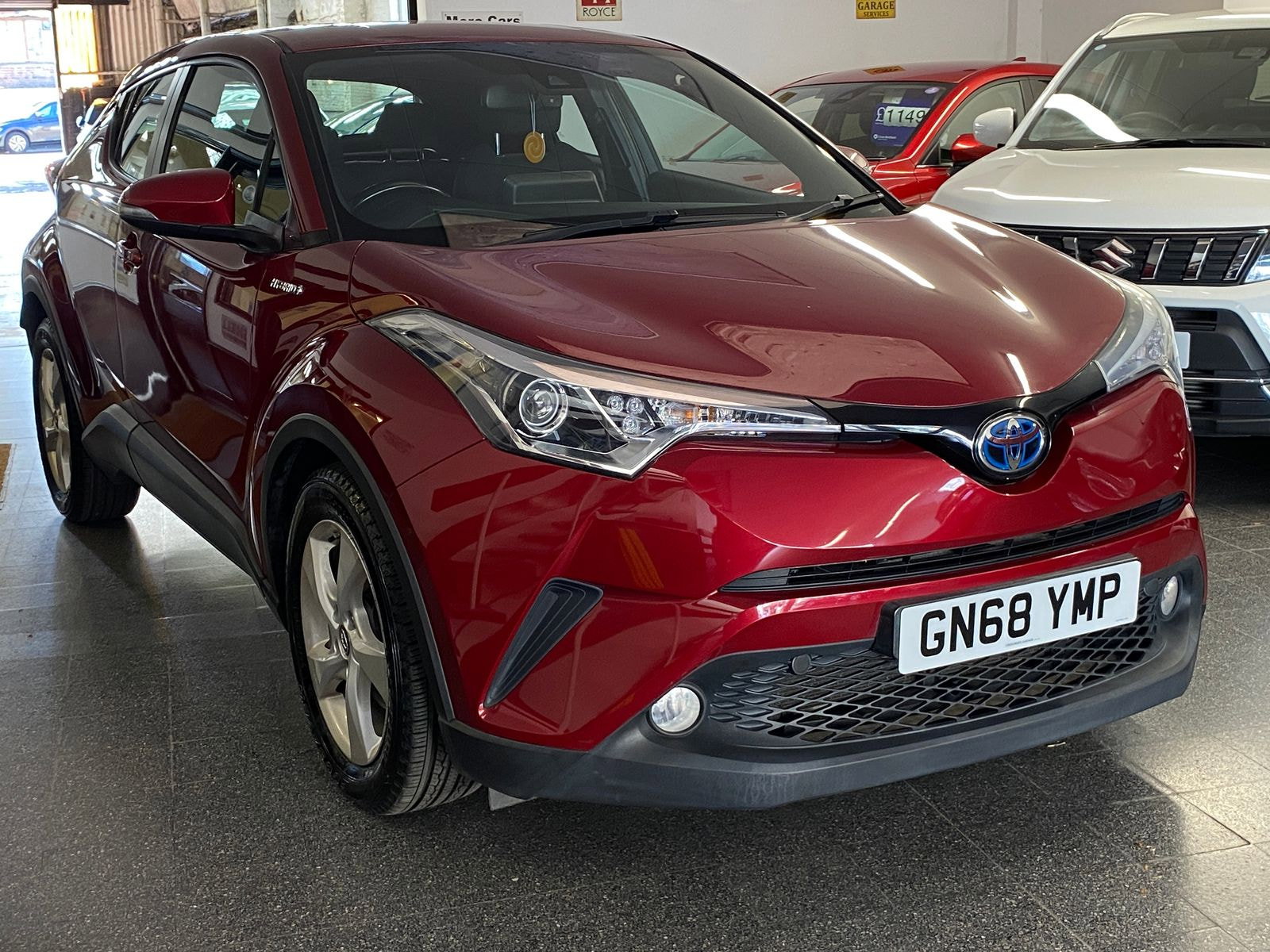Toyota C-HR 1.8 VVT-h Icon SUV 5dr Petrol Hybrid CVT Euro 6 (s/s) (122 ps) 5dr Automatic 2018