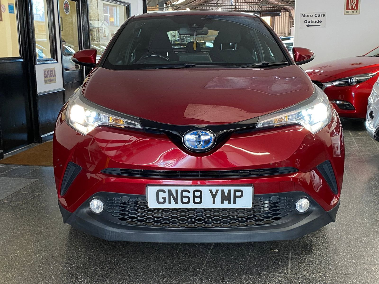 Toyota C-HR 1.8 VVT-h Icon SUV 5dr Petrol Hybrid CVT Euro 6 (s/s) (122 ps) 5dr Automatic 2018