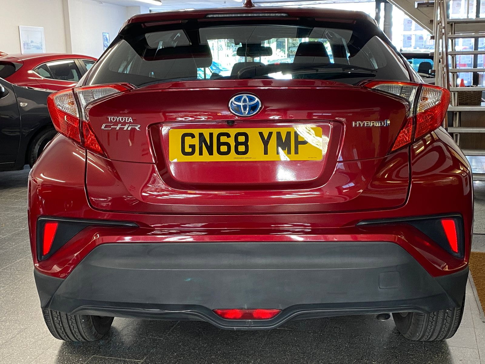 Toyota C-HR 1.8 VVT-h Icon SUV 5dr Petrol Hybrid CVT Euro 6 (s/s) (122 ps) 5dr Automatic 2018