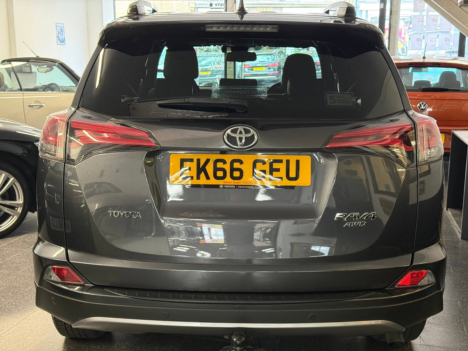 Toyota RAV4 2.0 V-Matic Excel SUV 5dr Petrol CVT 4WD Euro 6 (s/s) (Safety Sense, Nav) (151 ps) 5dr Automatic 2016