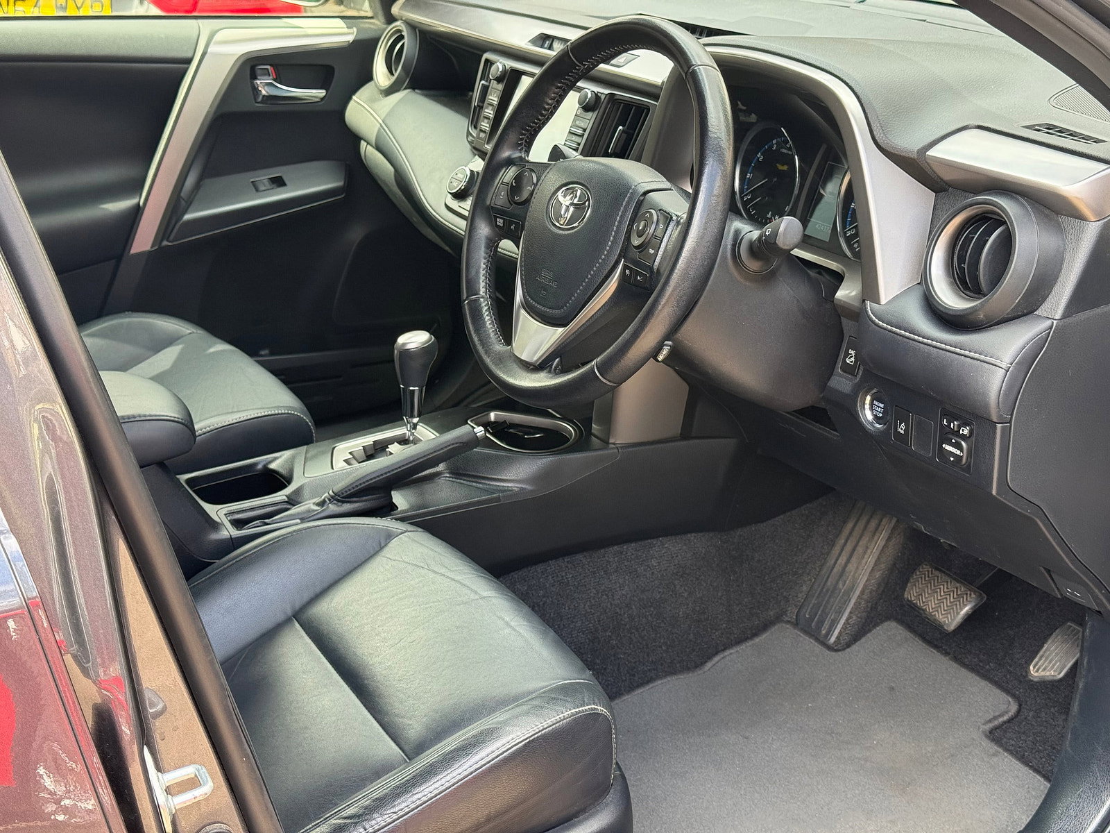 Toyota RAV4 2.0 V-Matic Excel SUV 5dr Petrol CVT 4WD Euro 6 (s/s) (Safety Sense, Nav) (151 ps) 5dr Automatic 2016