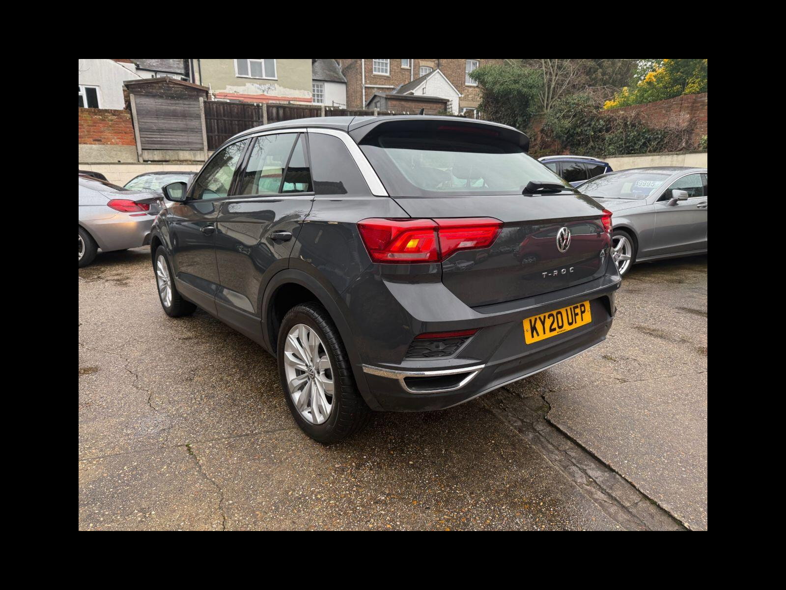 Volkswagen T-Roc 1.0 TSI GPF SE SUV 5dr Petrol Manual Euro 6 (s/s) (115 ps) Carplay, Reverse Camera, Rear PDC. 5dr Manual 2020