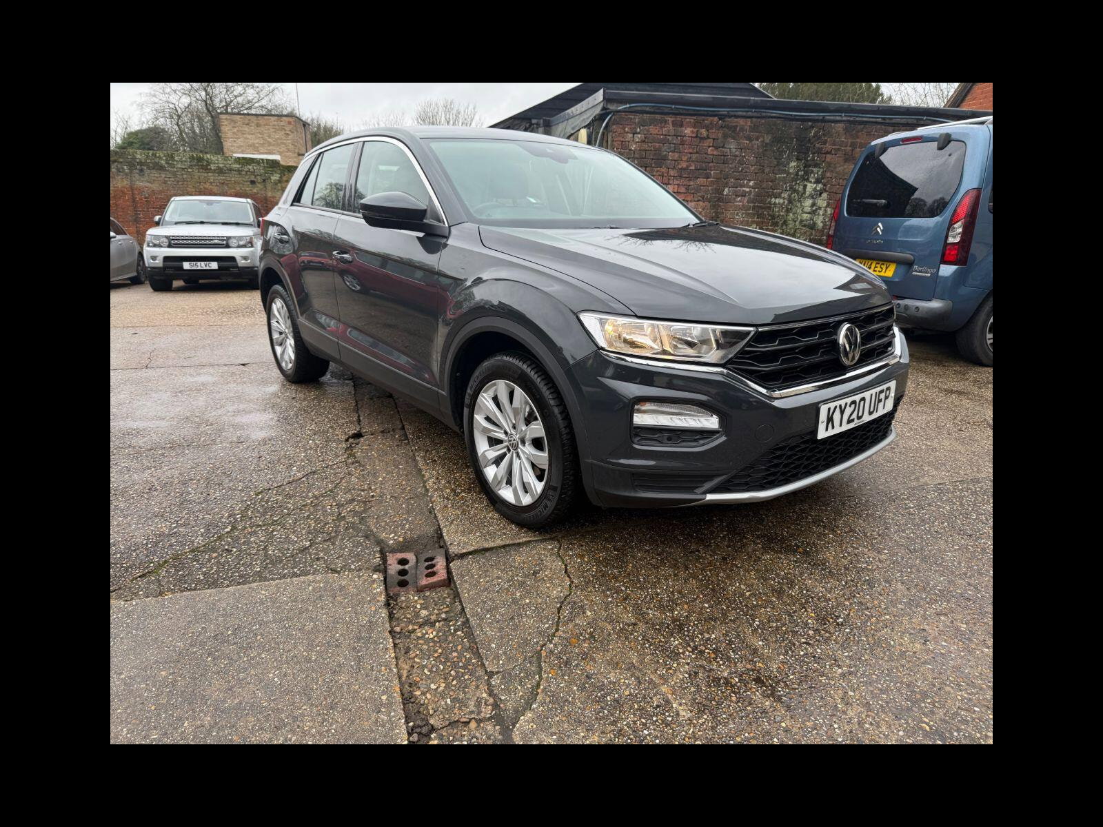 Volkswagen T-Roc 1.0 TSI GPF SE SUV 5dr Petrol Manual Euro 6 (s/s) (115 ps) Carplay, Reverse Camera, Rear PDC. 5dr Manual 2020