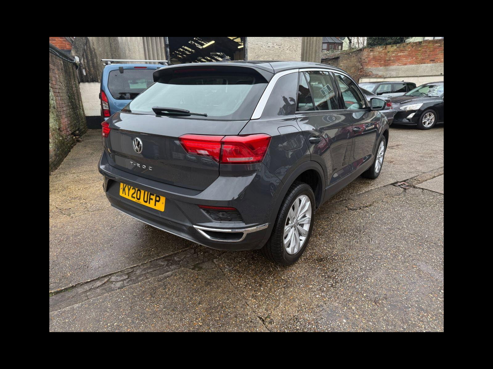 Volkswagen T-Roc 1.0 TSI GPF SE SUV 5dr Petrol Manual Euro 6 (s/s) (115 ps) Carplay, Reverse Camera, Rear PDC. 5dr Manual 2020