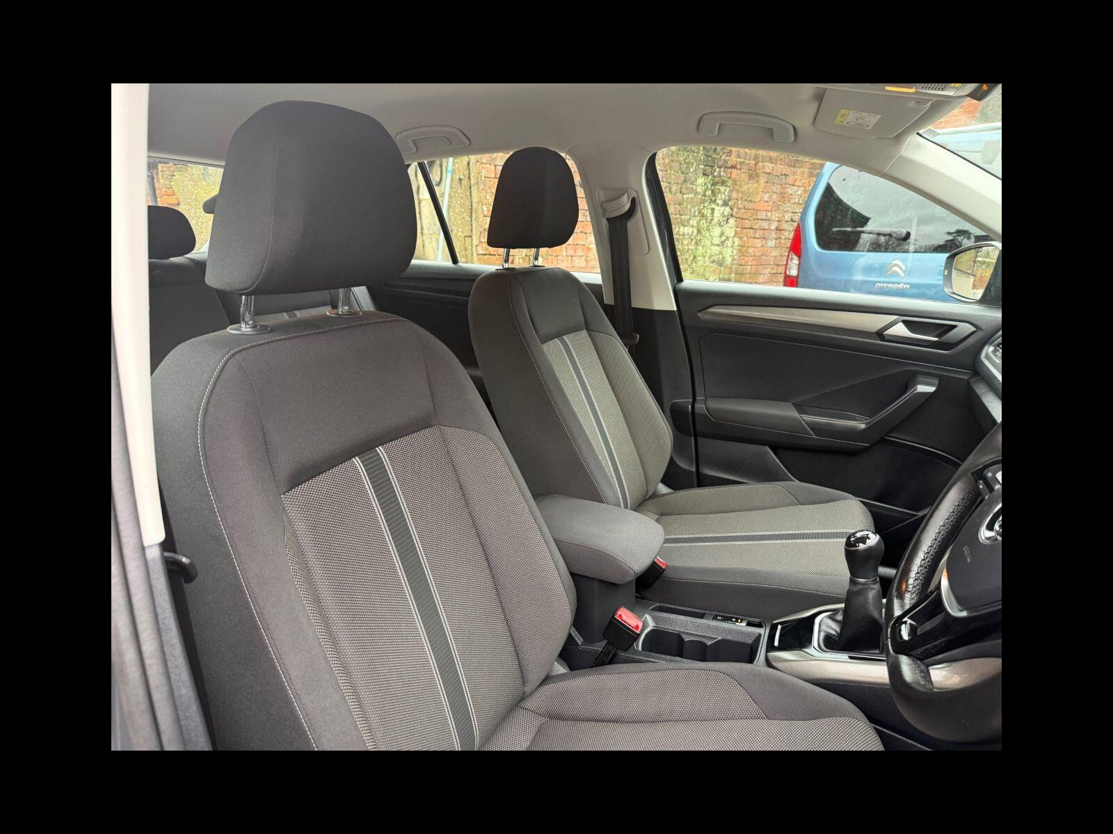 Volkswagen T-Roc 1.0 TSI GPF SE SUV 5dr Petrol Manual Euro 6 (s/s) (115 ps) Carplay, Reverse Camera, Rear PDC. 5dr Manual 2020