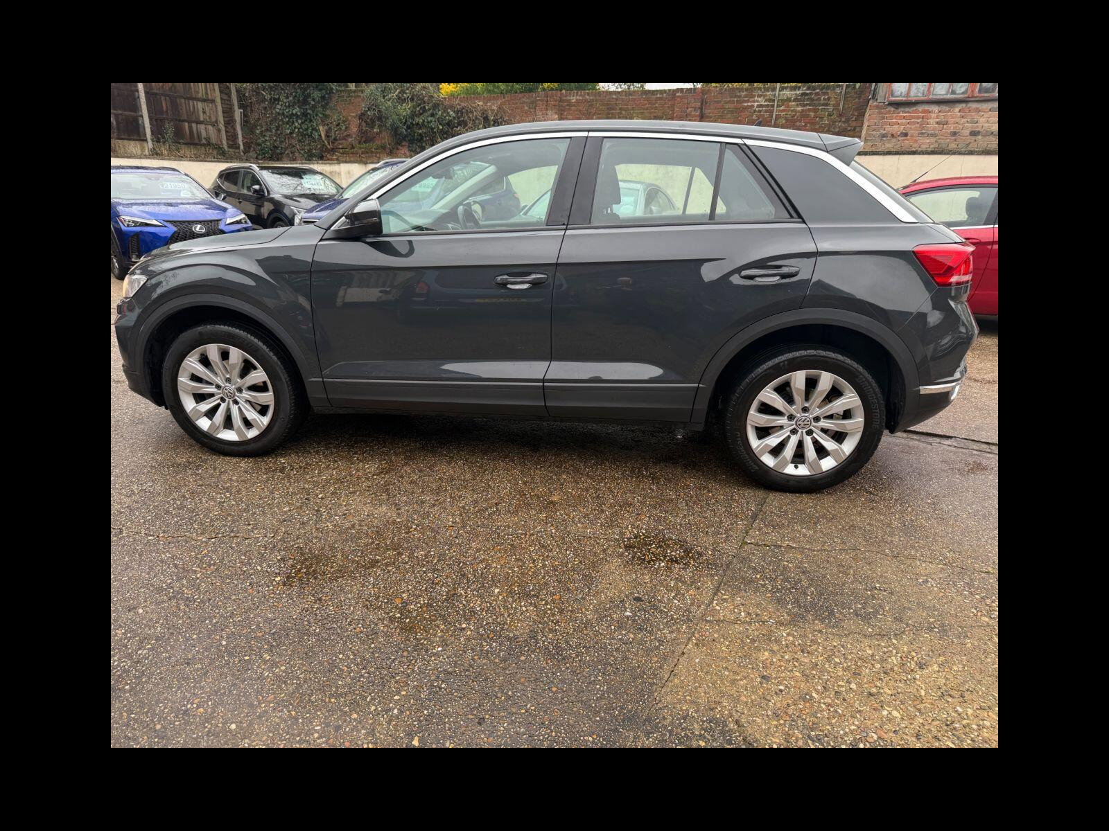 Volkswagen T-Roc 1.0 TSI GPF SE SUV 5dr Petrol Manual Euro 6 (s/s) (115 ps) Carplay, Reverse Camera, Rear PDC. 5dr Manual 2020