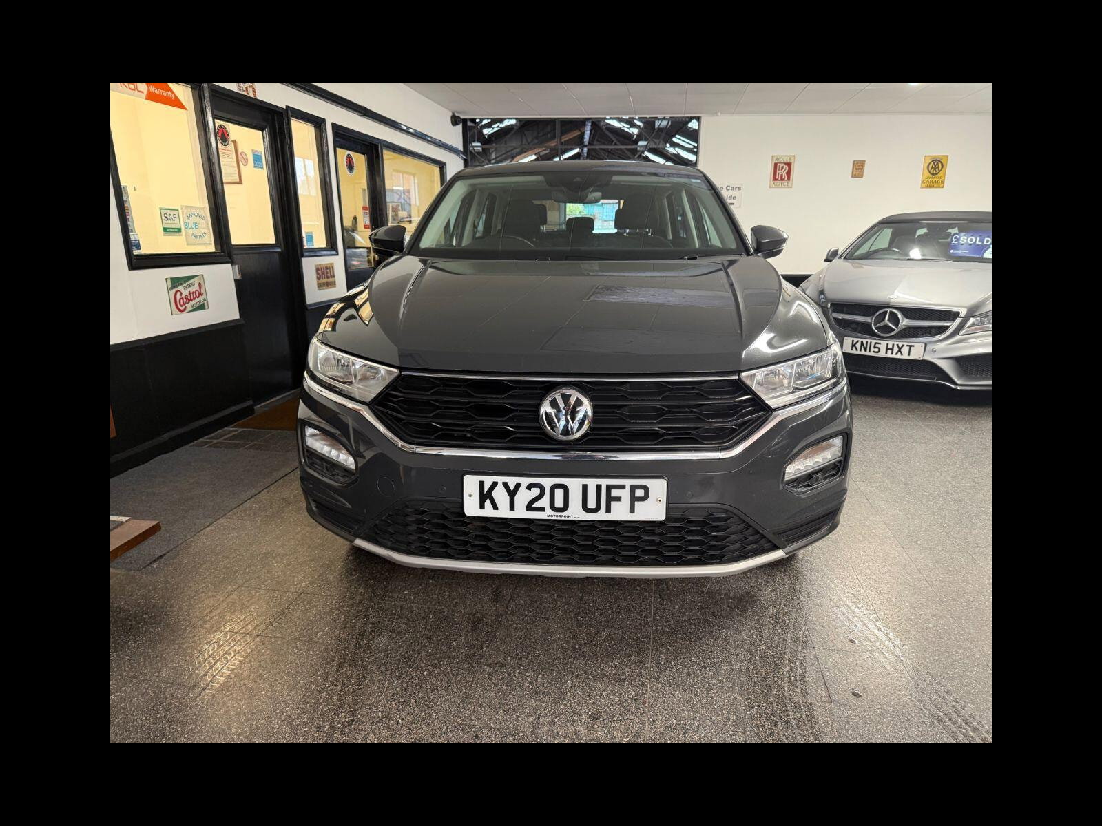 Volkswagen T-Roc 1.0 TSI GPF SE SUV 5dr Petrol Manual Euro 6 (s/s) (115 ps) Carplay, Reverse Camera, Rear PDC. 5dr Manual 2020