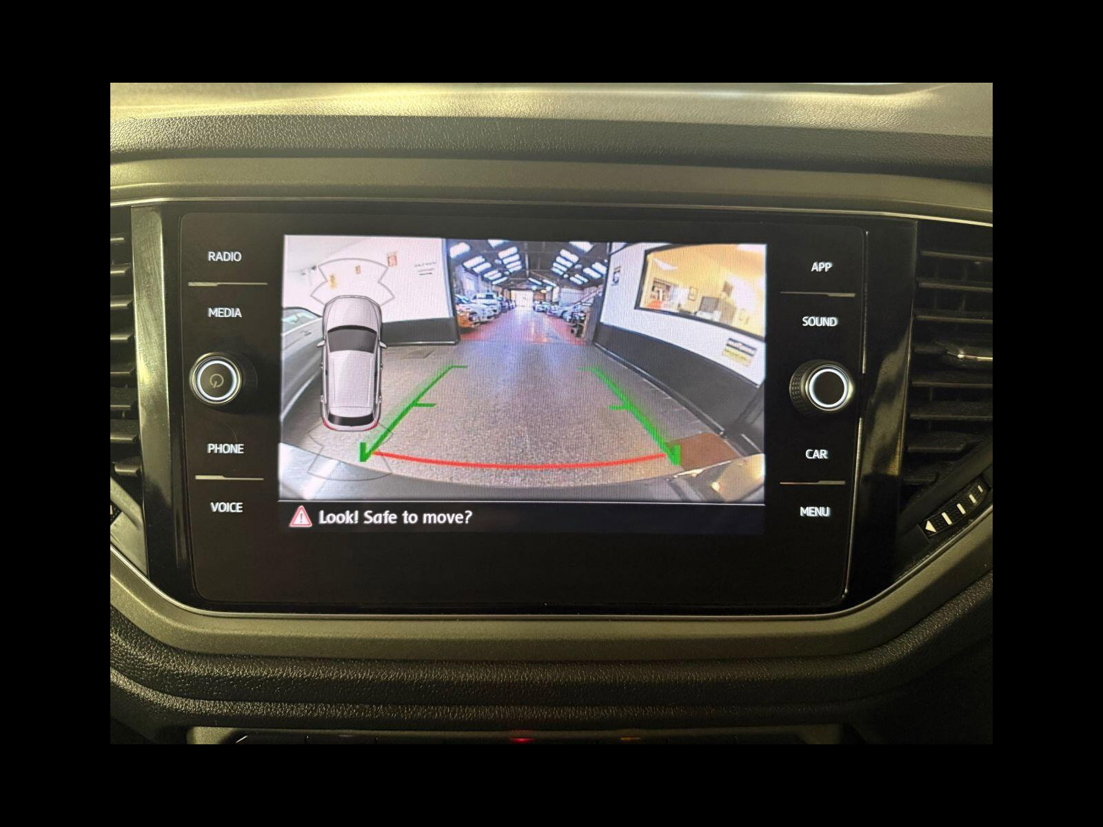 Volkswagen T-Roc 1.0 TSI GPF SE SUV 5dr Petrol Manual Euro 6 (s/s) (115 ps) Carplay, Reverse Camera, Rear PDC. 5dr Manual 2020