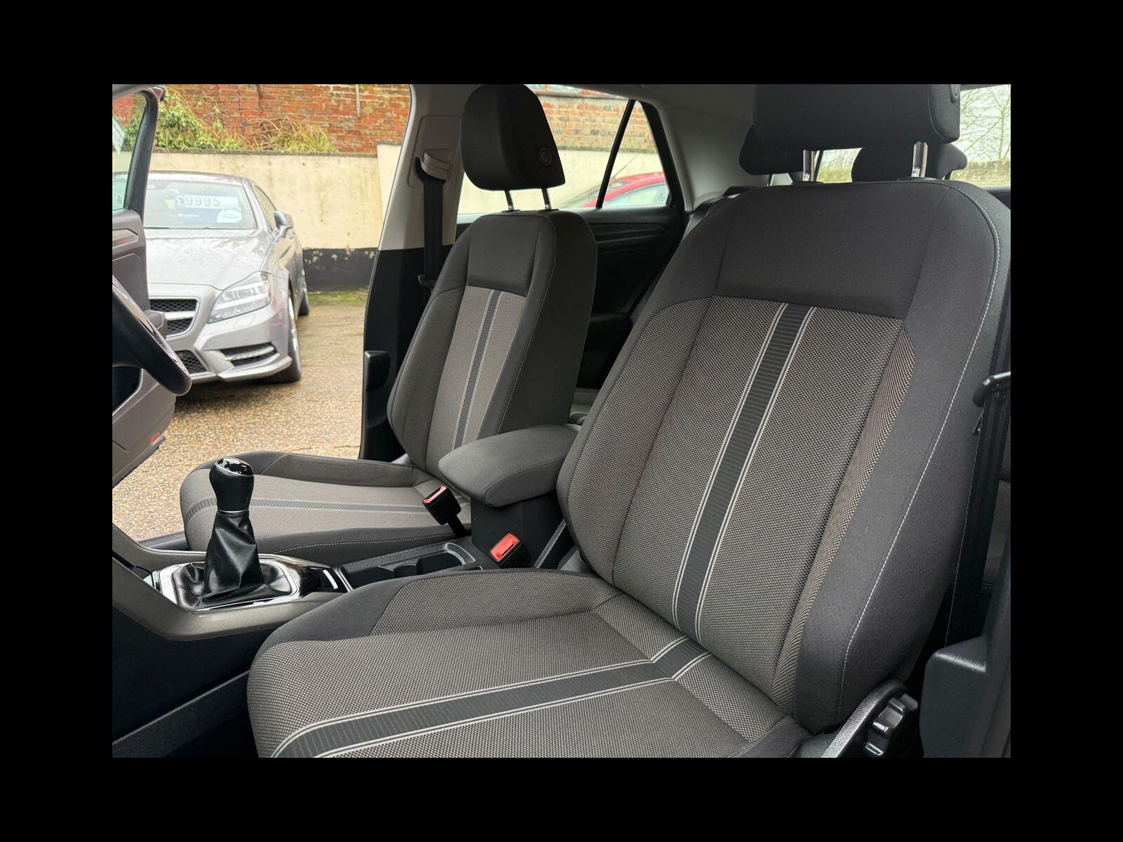Volkswagen T-Roc 1.0 TSI GPF SE SUV 5dr Petrol Manual Euro 6 (s/s) (115 ps) Carplay, Reverse Camera, Rear PDC. 5dr Manual 2020