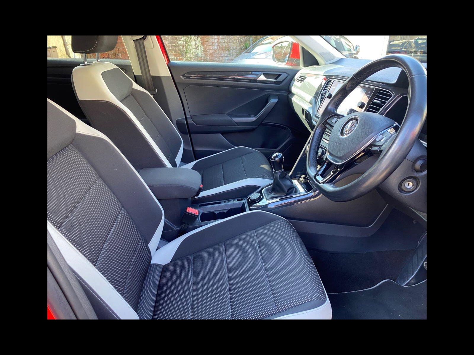 Volkswagen T-Roc 2.0 TDI SEL SUV 5dr Diesel Manual 4Motion Euro 6 (s/s) (150 ps) Euro 6/Service History/6m Warranty 5dr Manual 2018