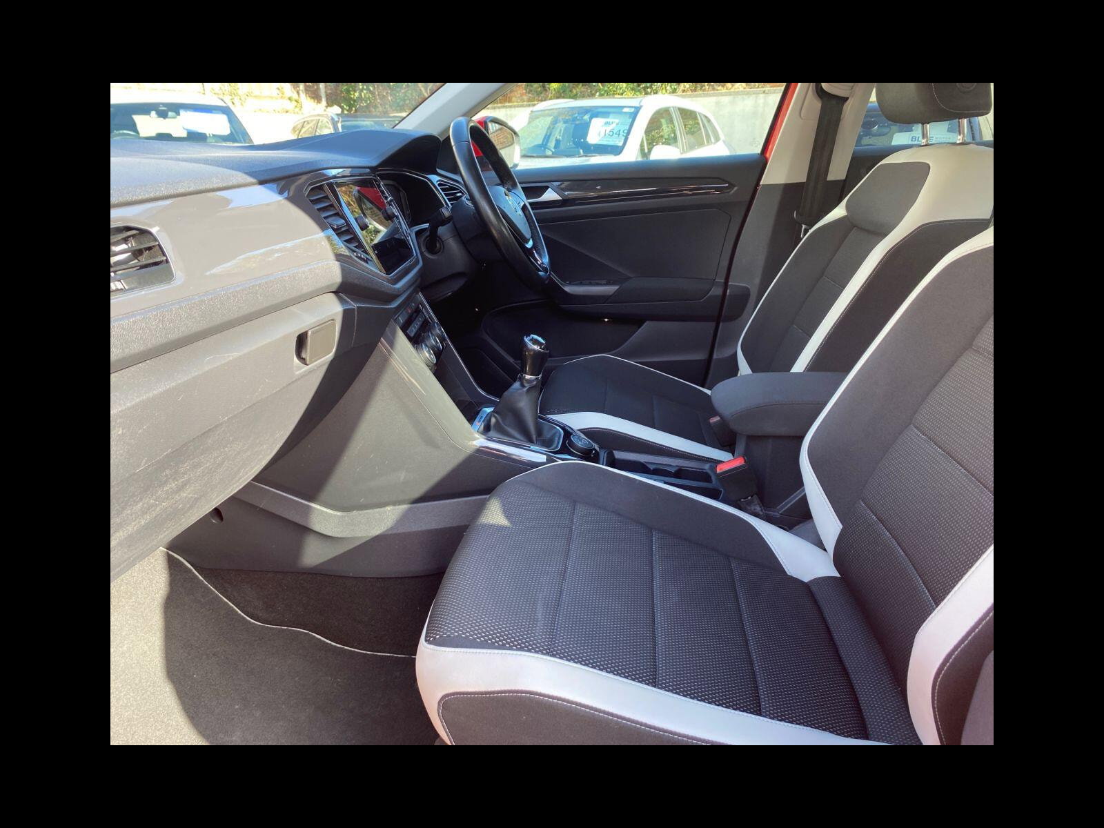 Volkswagen T-Roc 2.0 TDI SEL SUV 5dr Diesel Manual 4Motion Euro 6 (s/s) (150 ps) Euro 6/Service History/6m Warranty 5dr Manual 2018