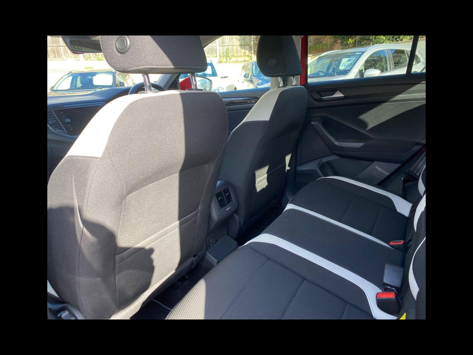 Volkswagen T-Roc 2.0 TDI SEL SUV 5dr Diesel Manual 4Motion Euro 6 (s/s) (150 ps) Euro 6/Service History/6m Warranty 5dr Manual 2018