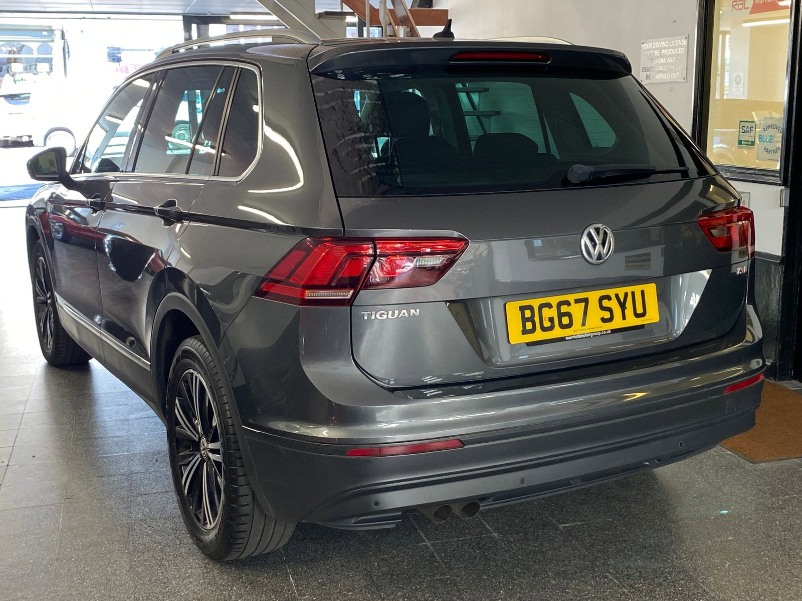 Volkswagen Tiguan 1.4 TSI SE Navigation SUV 5dr Petrol Manual Euro 6 (s/s) (150 ps) 5dr Manual 2017