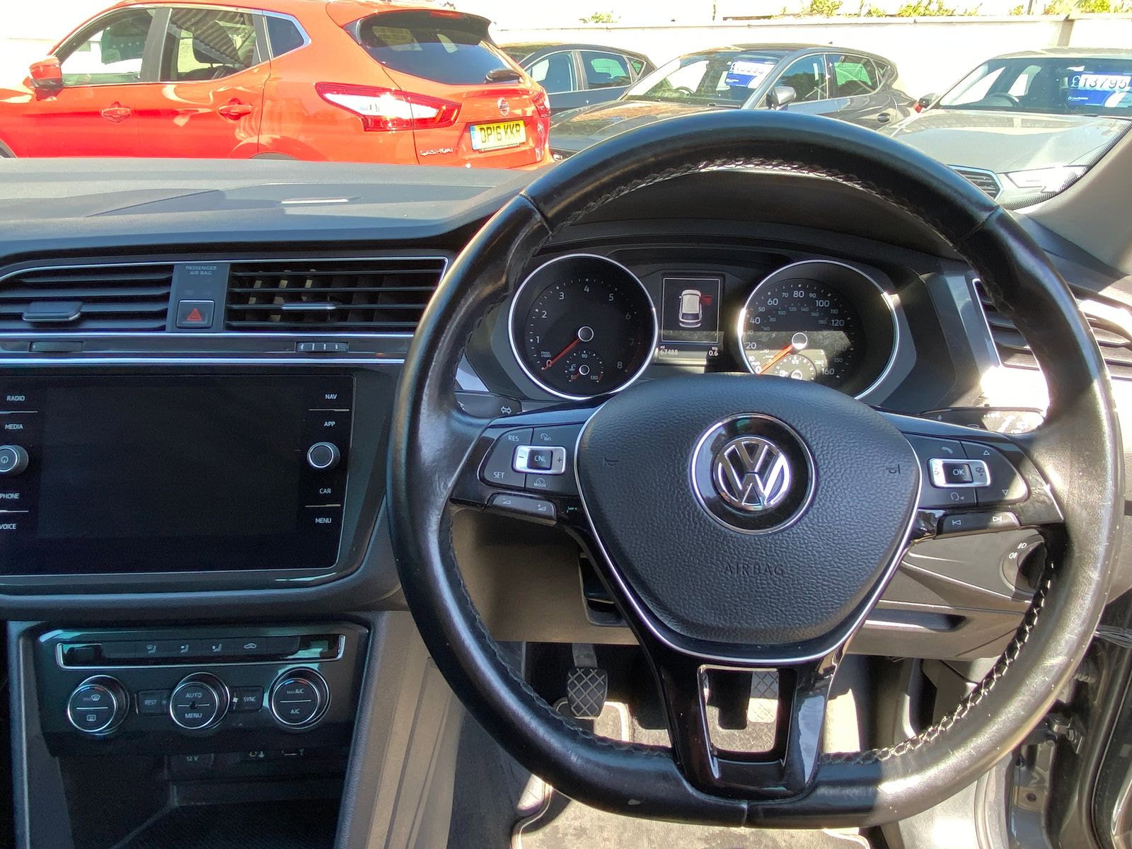 Volkswagen Tiguan 1.4 TSI SE Navigation SUV 5dr Petrol Manual Euro 6 (s/s) (150 ps) 5dr Manual 2017