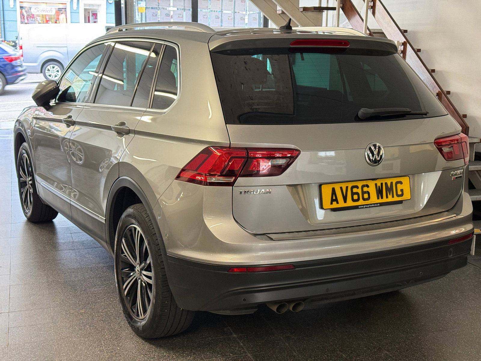 Volkswagen Tiguan 2.0 TDI BlueMotion Tech SE Navigation SUV 5dr Diesel Manual 4Motion Euro 6 (s/s) (150 ps) 5dr Manual 2016