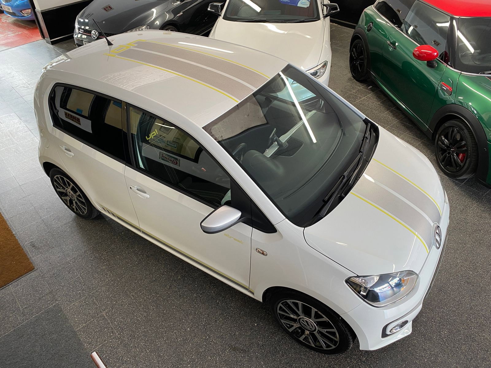 Volkswagen up! 1.0 Street up! Hatchback 5dr Petrol Manual Euro 6 (75 ps) 5dr Manual 2015