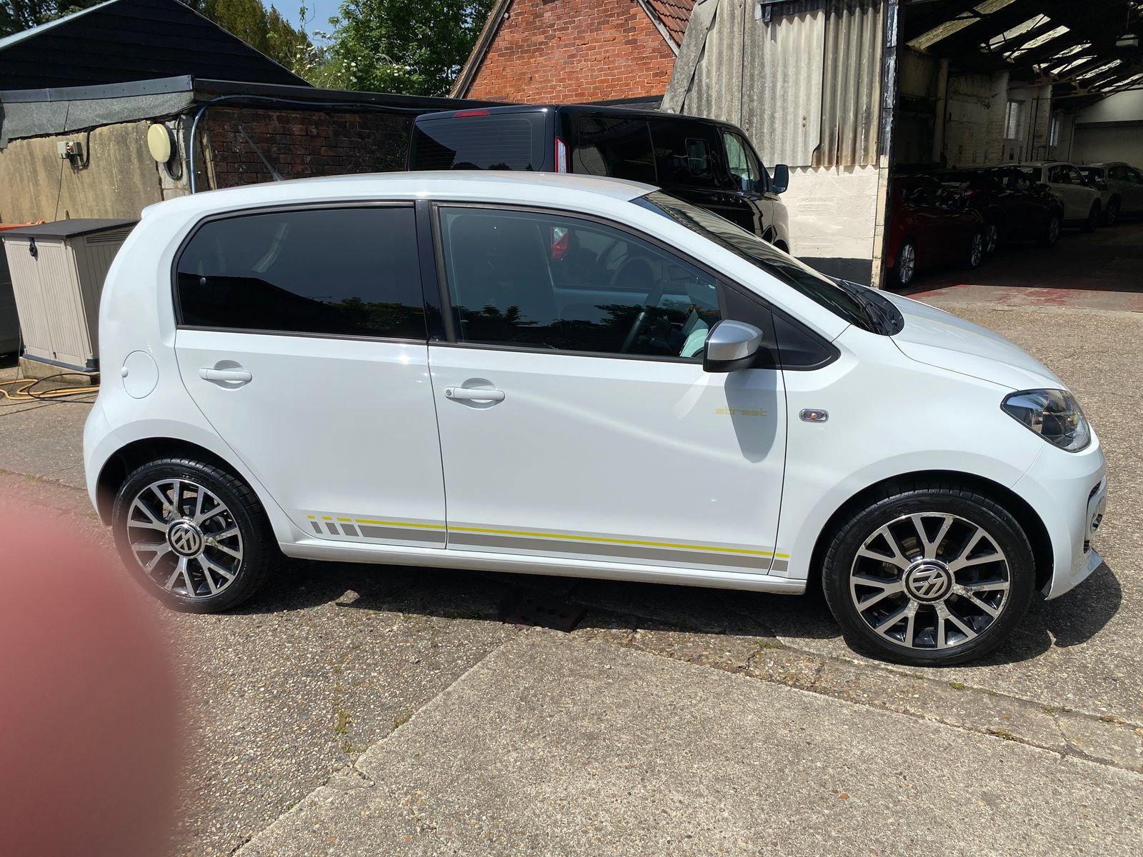 Volkswagen up! 1.0 Street up! Hatchback 5dr Petrol Manual Euro 6 (75 ps) 5dr Manual 2015