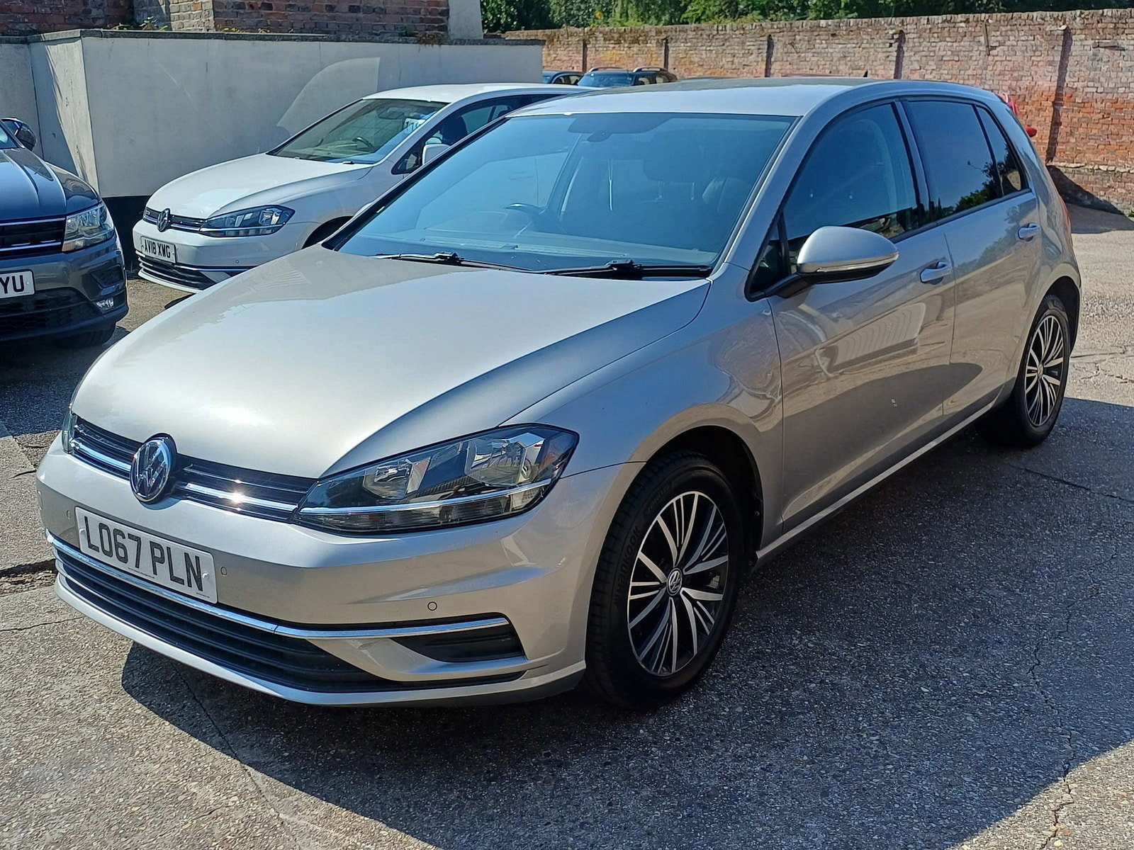 Volkswagen Golf 1.4 TSI BlueMotion Tech SE Nav Hatchback 5dr Petrol DSG Euro 6 (s/s) (125 ps) 5dr Automatic 2018