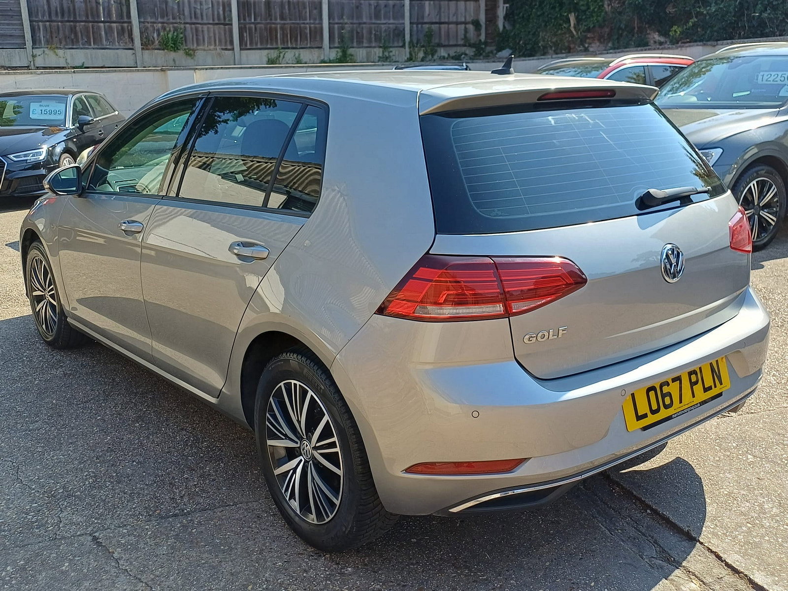 Volkswagen Golf 1.4 TSI BlueMotion Tech SE Nav Hatchback 5dr Petrol DSG Euro 6 (s/s) (125 ps) 5dr Automatic 2018