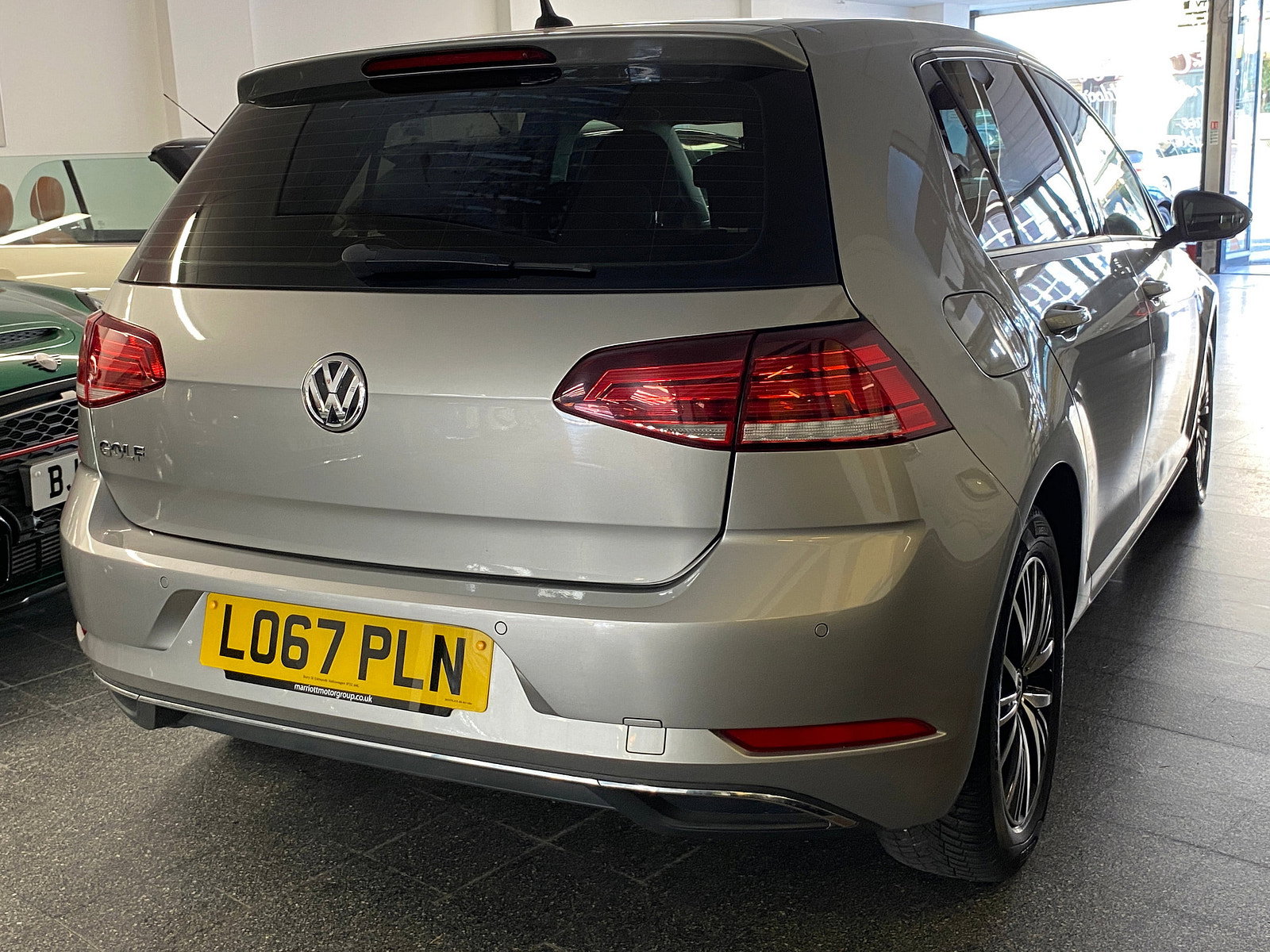 Volkswagen Golf 1.4 TSI BlueMotion Tech SE Nav Hatchback 5dr Petrol DSG Euro 6 (s/s) (125 ps) 5dr Automatic 2018