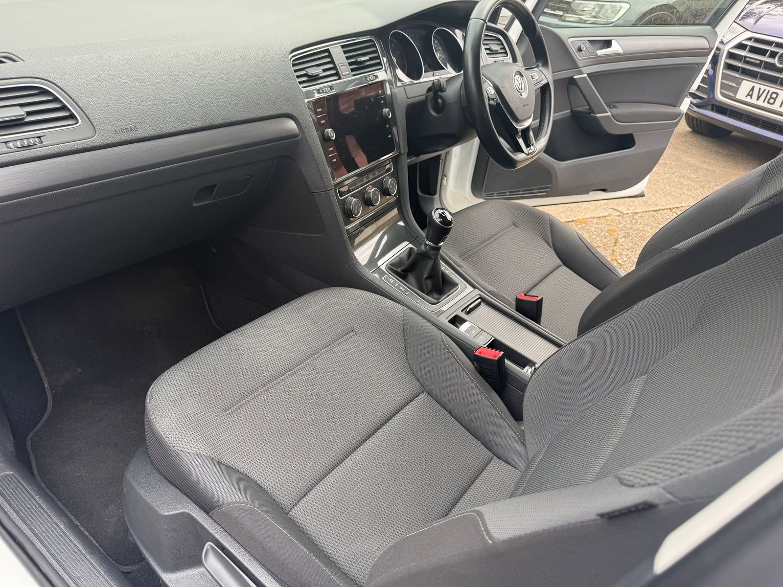 Volkswagen Golf 1.5 TSI EVO SE Nav Hatchback 5dr Petrol Manual Euro 6 (s/s) (130 ps) 5dr Manual 2018