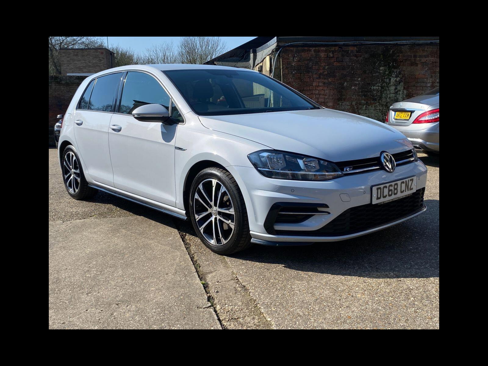 Volkswagen Golf 1.5 TSI EVO R-Line Hatchback 5dr Petrol Manual Euro 6 (s/s) (150 ps) Petrol/Excellent Service History 5dr Manual 2019