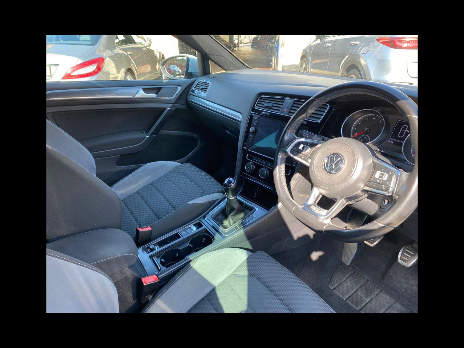 Volkswagen Golf 1.5 TSI EVO R-Line Hatchback 5dr Petrol Manual Euro 6 (s/s) (150 ps) Petrol/Excellent Service History 5dr Manual 2019
