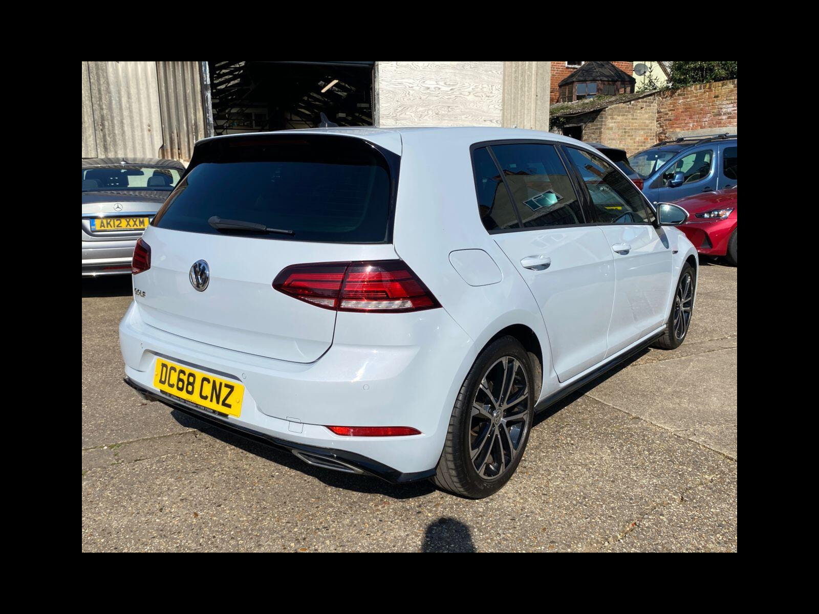 Volkswagen Golf 1.5 TSI EVO R-Line Hatchback 5dr Petrol Manual Euro 6 (s/s) (150 ps) Petrol/Excellent Service History 5dr Manual 2019