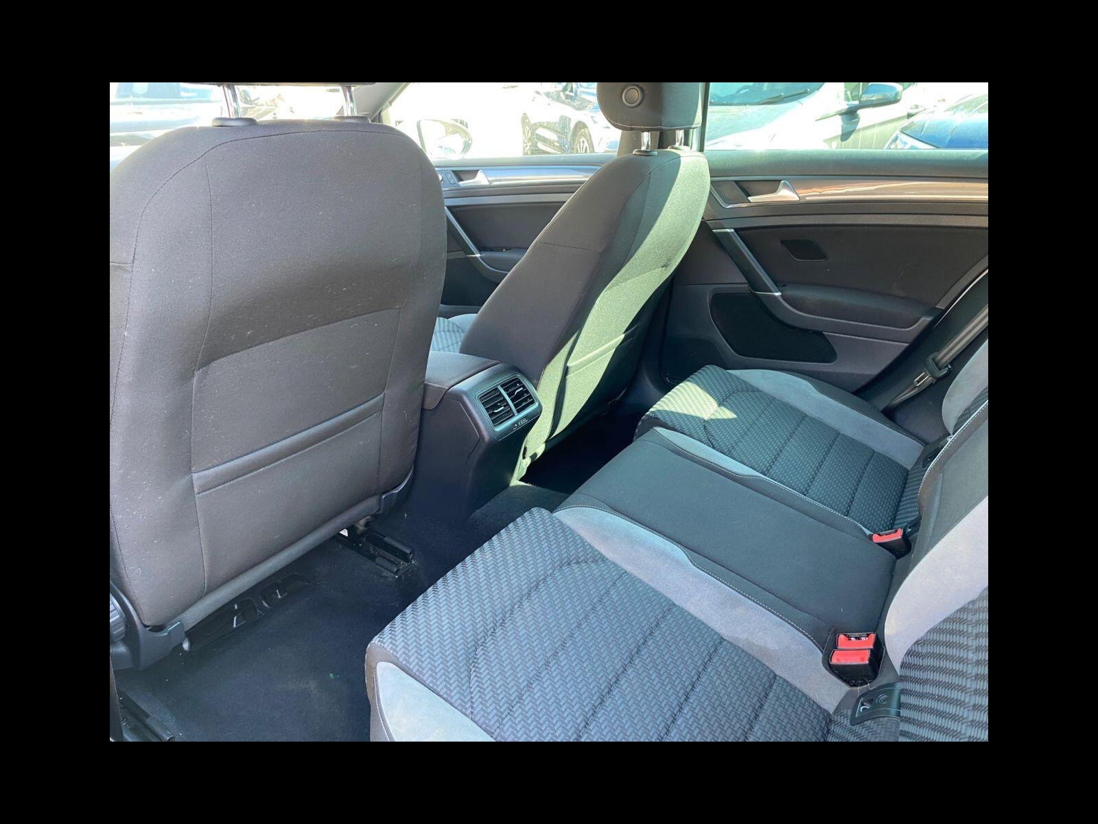 Volkswagen Golf 1.5 TSI EVO R-Line Hatchback 5dr Petrol Manual Euro 6 (s/s) (150 ps) Petrol/Excellent Service History 5dr Manual 2019