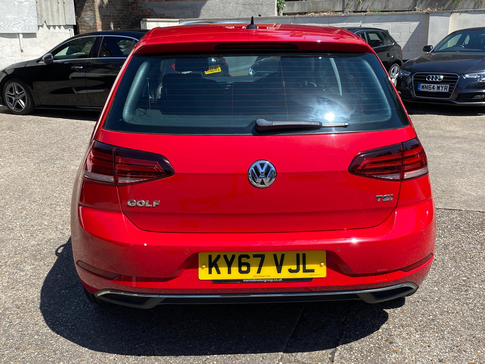 Volkswagen Golf 1.0 TSI SE Nav Hatchback 5dr Petrol Manual Euro 6 (s/s) (110 bhp) 5dr Manual 2017