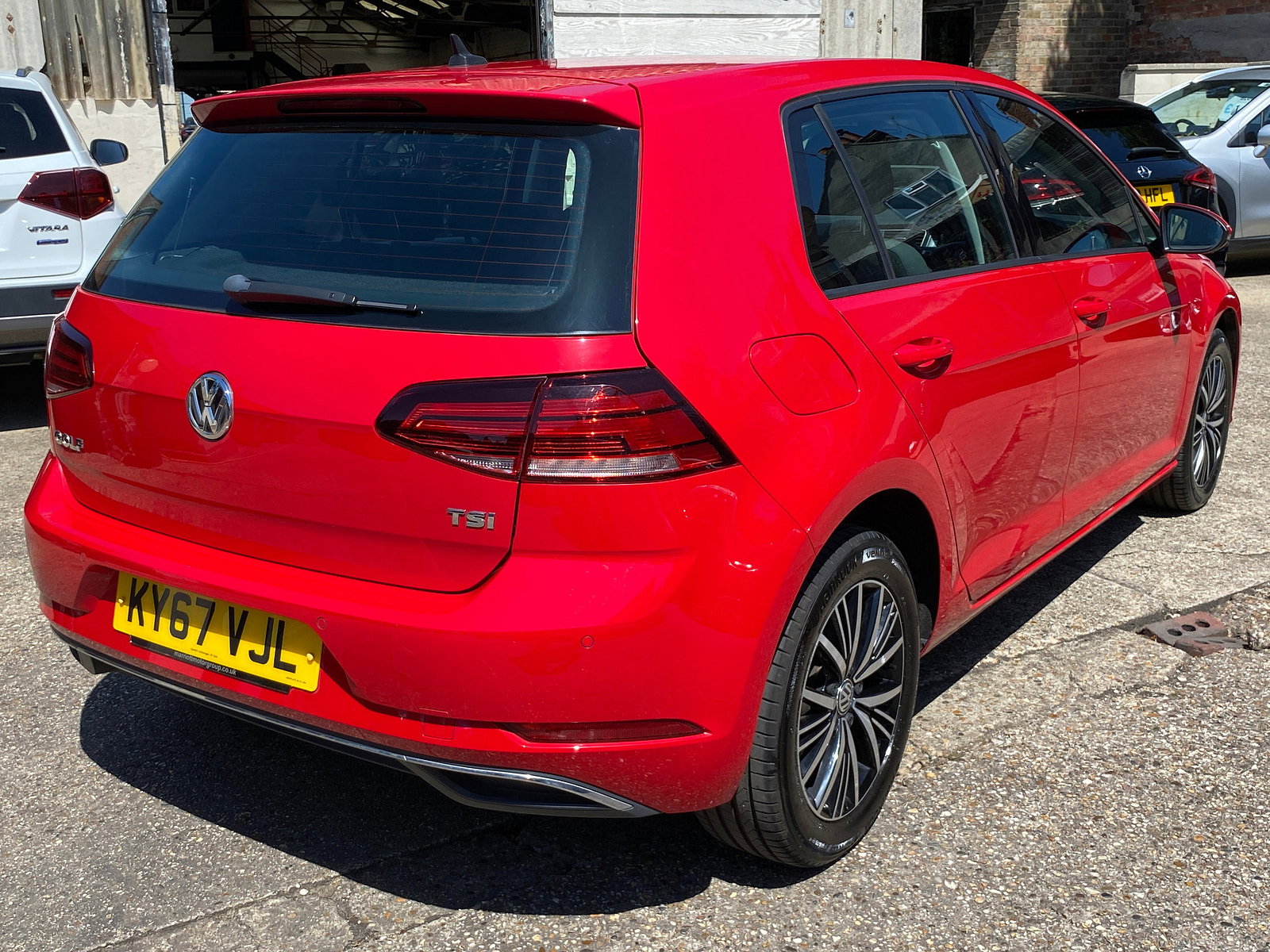 Volkswagen Golf 1.0 TSI SE Nav Hatchback 5dr Petrol Manual Euro 6 (s/s) (110 bhp) 5dr Manual 2017