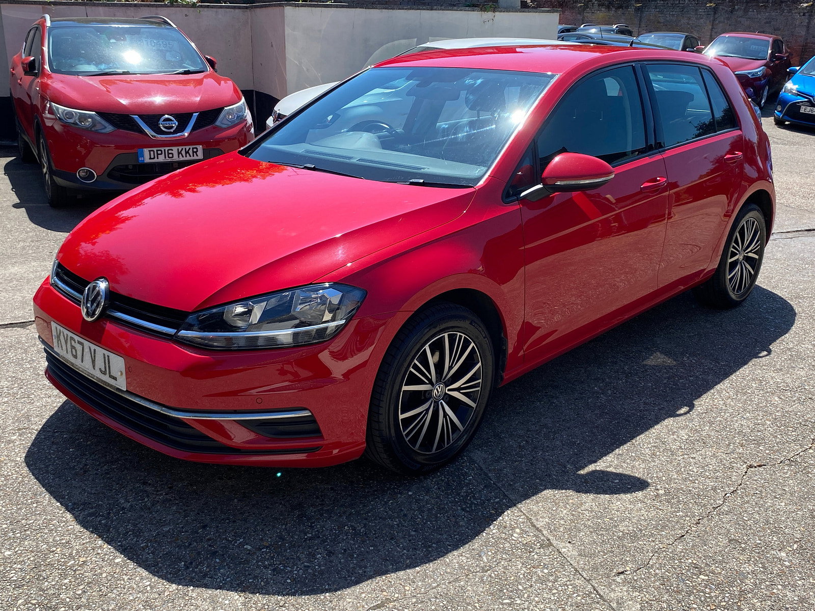 Volkswagen Golf 1.0 TSI SE Nav Hatchback 5dr Petrol Manual Euro 6 (s/s) (110 bhp) 5dr Manual 2017