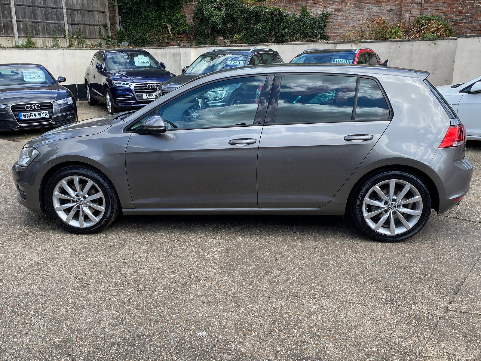 Volkswagen Golf 2.0 TDI BlueMotion Tech GT Hatchback 5dr Diesel DSG Euro 5 (s/s) (150 ps) 5dr Automatic 2014
