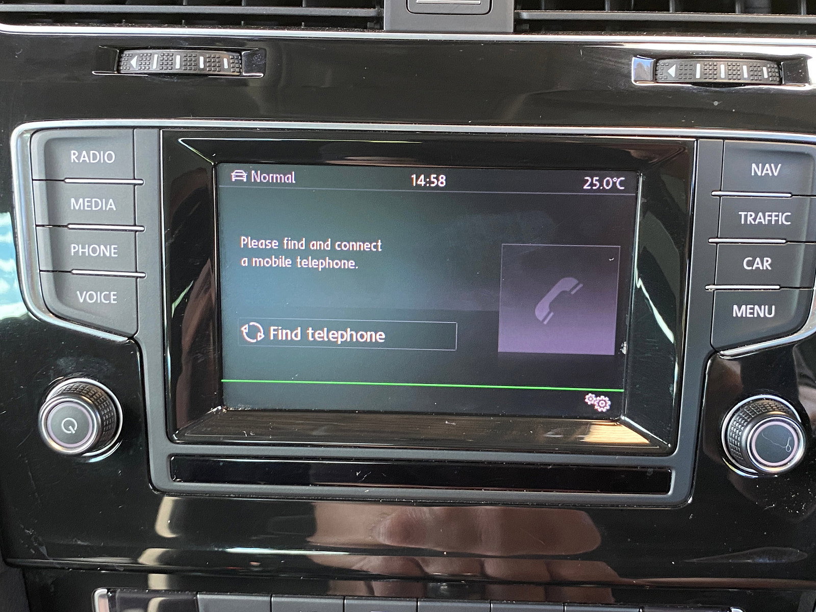 Volkswagen Golf 2.0 TDI BlueMotion Tech GT Hatchback 5dr Diesel DSG Euro 5 (s/s) (150 ps) 5dr Automatic 2014