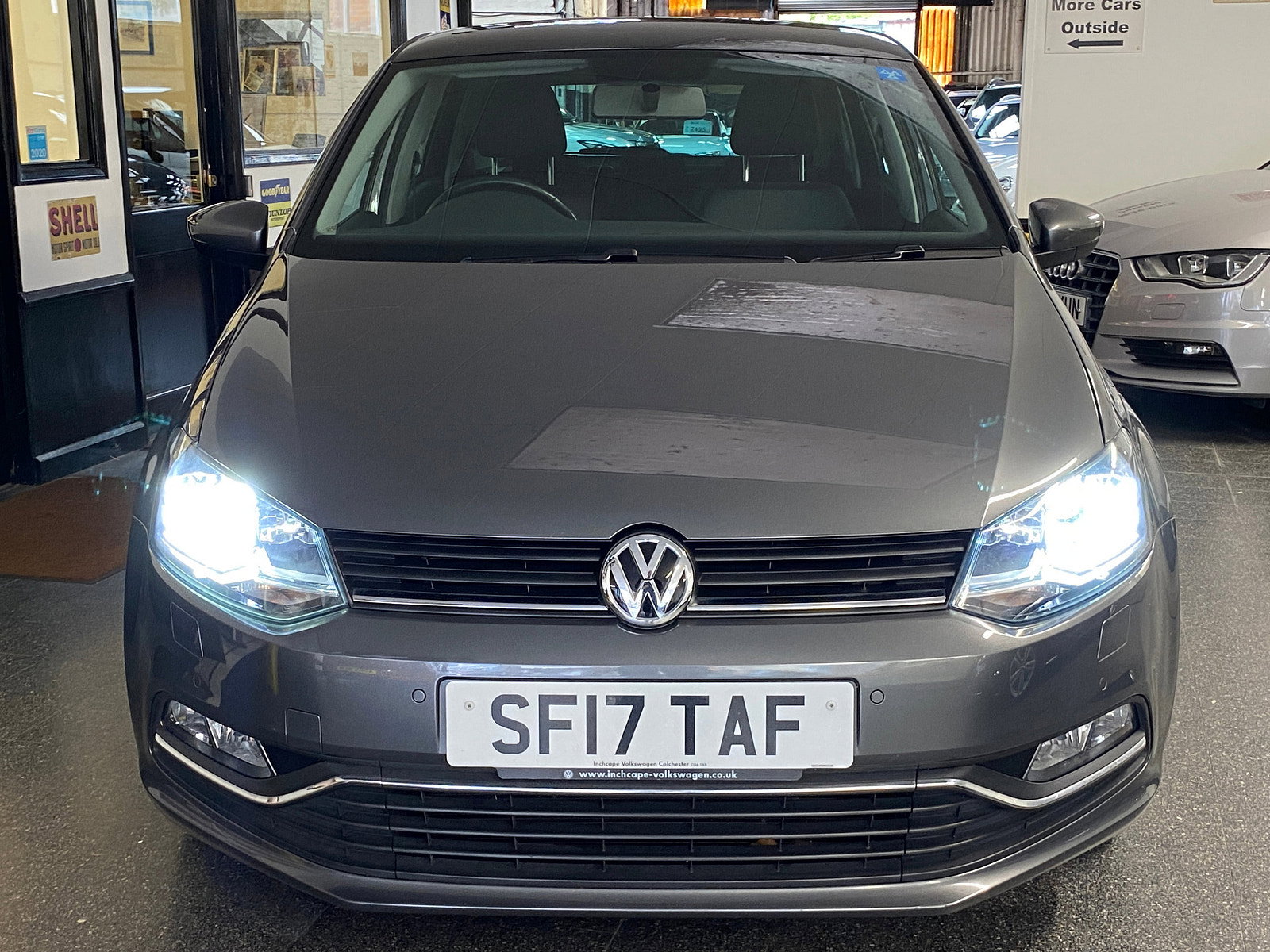 Volkswagen Polo 1.0 TSI SEL Hatchback 5dr Petrol Manual Euro 6 (s/s) (110 bhp) 5dr Manual 2017