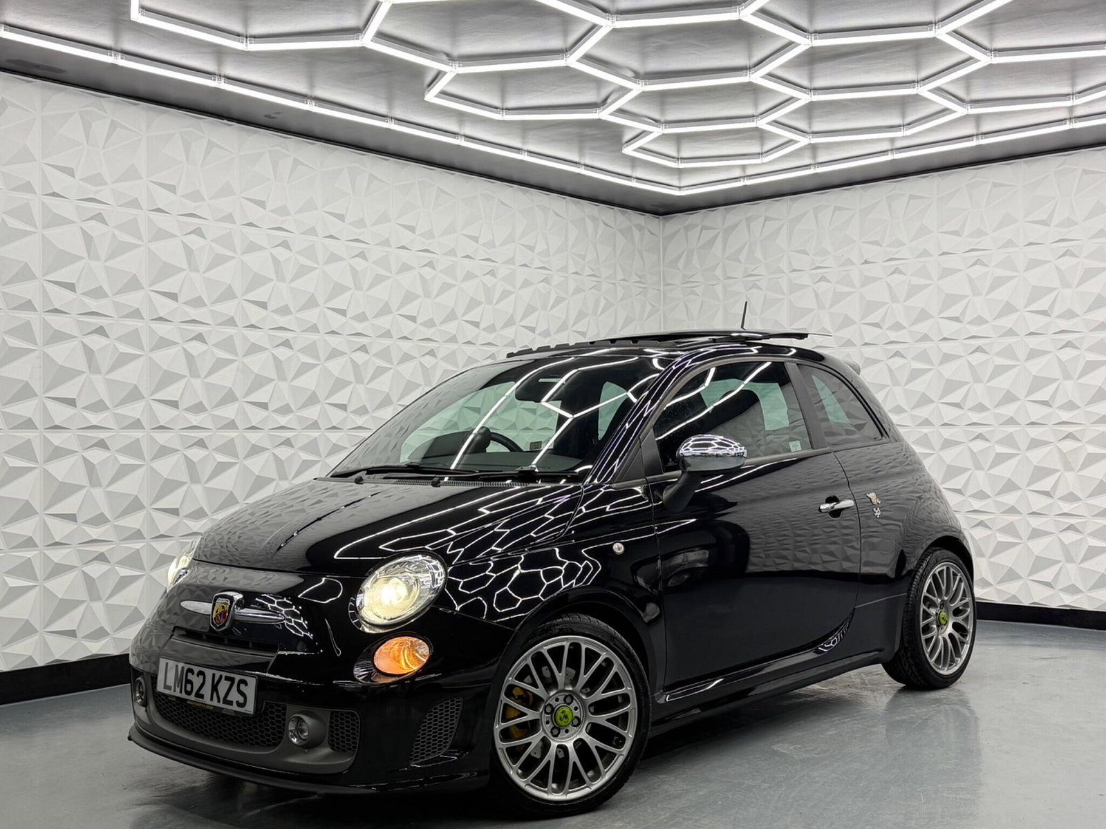 Abarth 595 1.4 T-Jet Competizione Auto Euro 5 3dr 3dr Automatic 2012