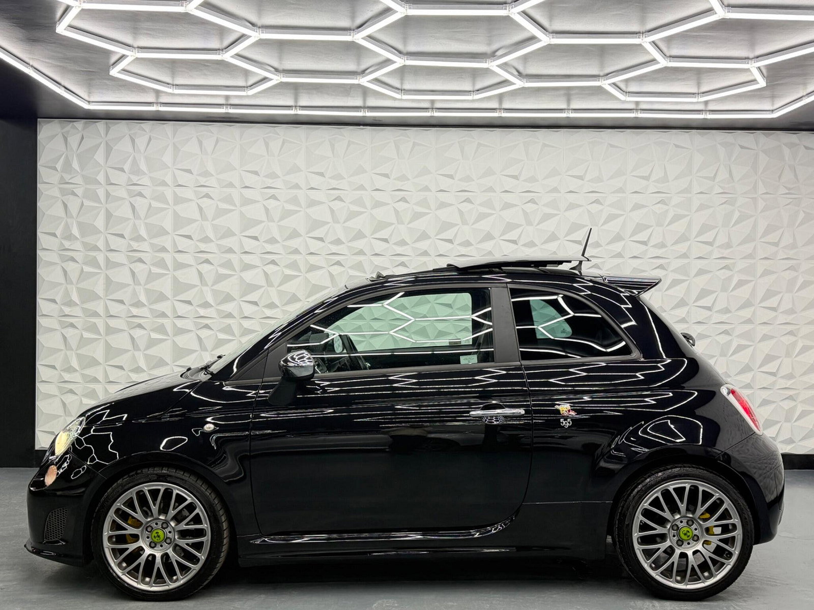 Abarth 595 1.4 T-Jet Competizione Auto Euro 5 3dr 3dr Automatic 2012
