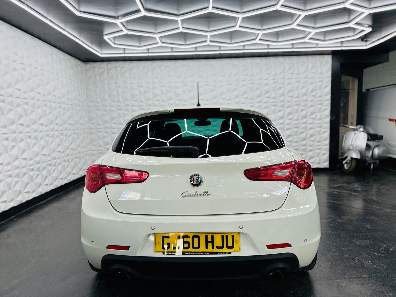 Alfa Romeo Giulietta 1750 TBi Cloverleaf Euro 5 5dr 5dr Manual 2010