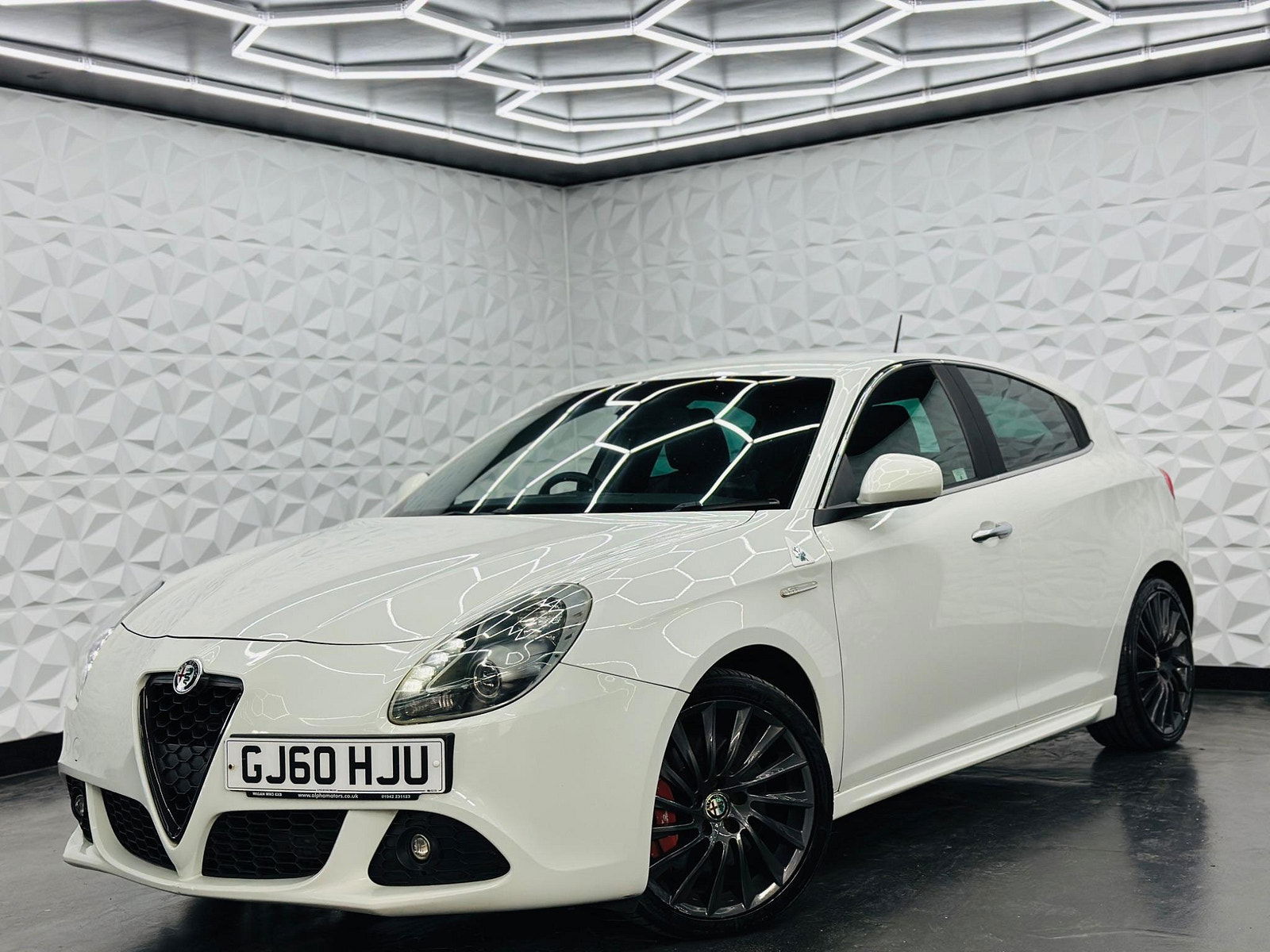 Alfa Romeo Giulietta 1750 TBi Cloverleaf Euro 5 5dr 5dr Manual 2010