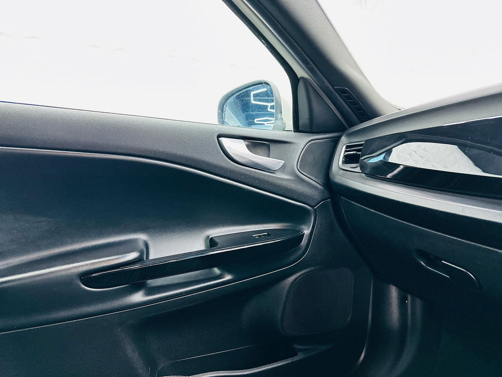 Alfa Romeo Giulietta 1750 TBi Cloverleaf Euro 5 5dr 5dr Manual 2010