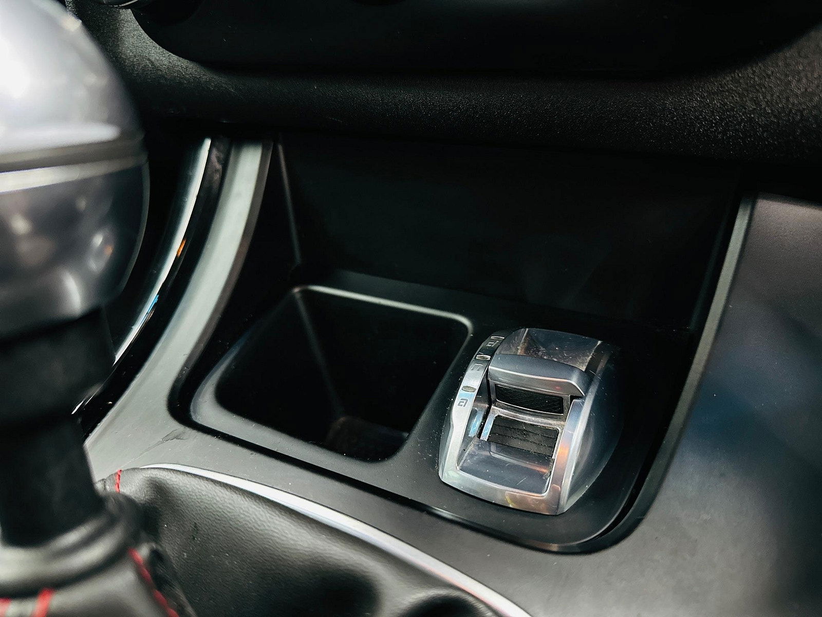 Alfa Romeo Giulietta 1750 TBi Cloverleaf Euro 5 5dr 5dr Manual 2010