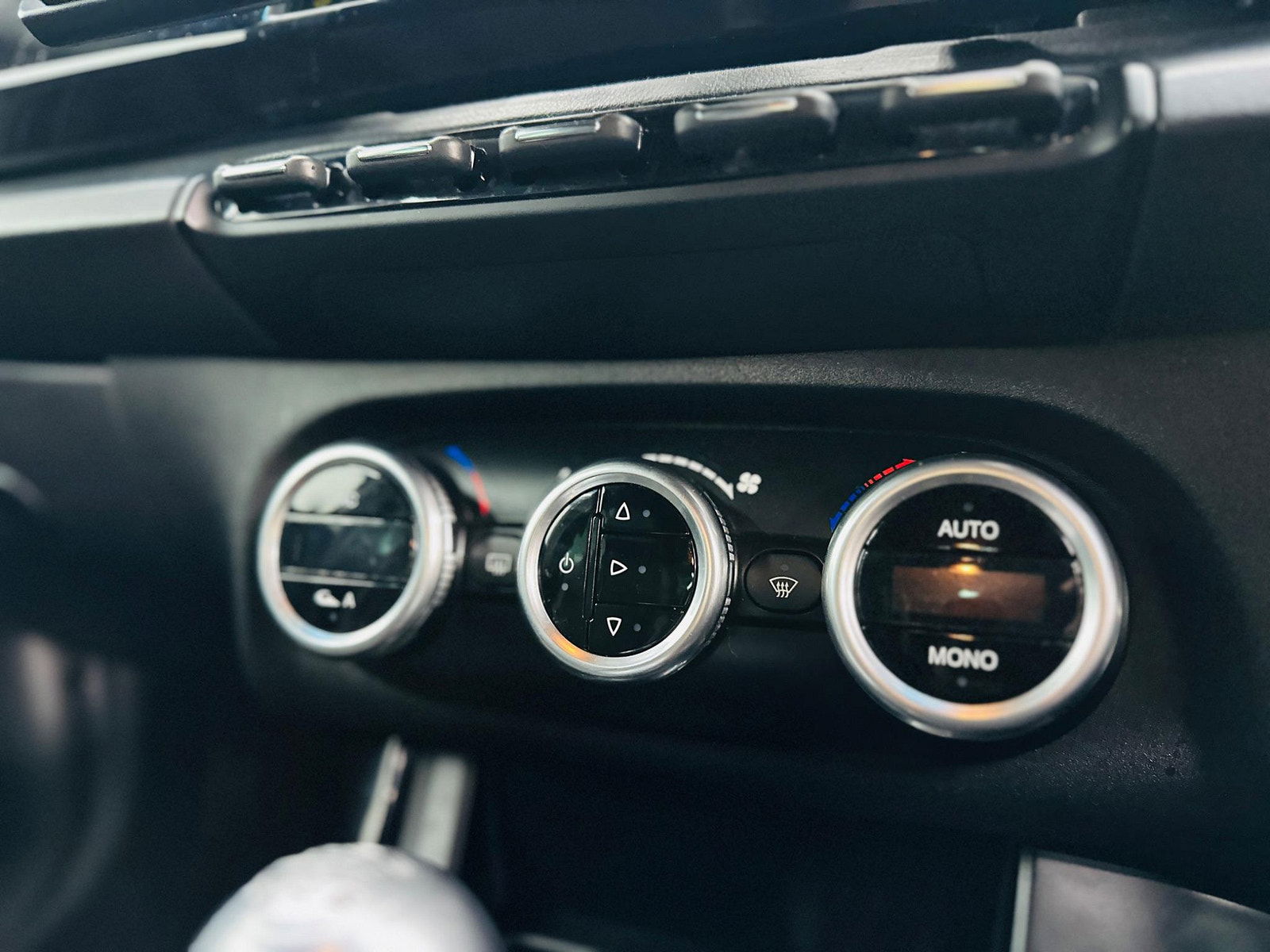 Alfa Romeo Giulietta 1750 TBi Cloverleaf Euro 5 5dr 5dr Manual 2010