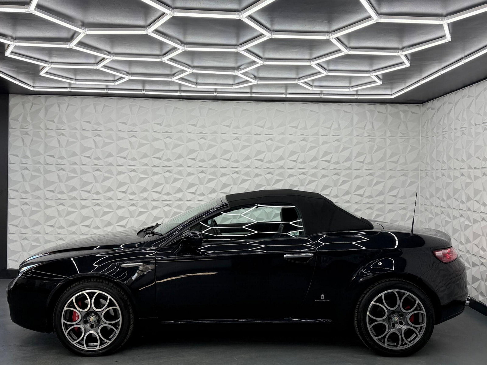 Alfa Romeo Spider 3.2 JTS V6 24V Q4 2dr 2dr Manual 2007