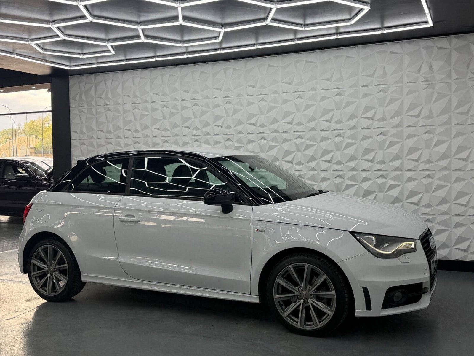 Audi A1 1.6 TDI S line Style Edition Euro 5 (s/s) 3dr 3dr Manual 2014